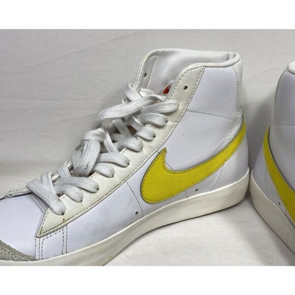 Nike Blazer Mid '77 Vintage BQ6806-101 Opti Yellow White Shoes Men’s Size 8.5 - Picture 9 of 10